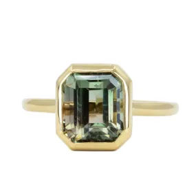 3.94ct Green Tourmaline Square Emerald Cut in 18k Yellow Gold Contemporary Bezel Setting